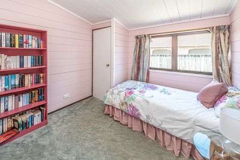 Photo of property in 48 Wikitoria Road, Putiki, Whanganui, 4501