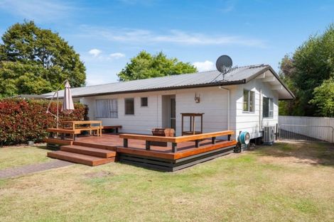 Photo of property in 13 Candu Lane, Kinloch, Taupo, 3377