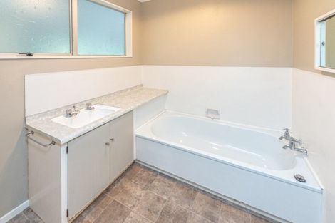 Photo of property in 54-56 Peakes Road, Springvale, Wanganui, 4501