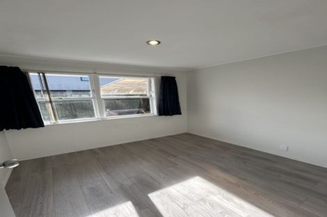 Photo of property in 30c Pinedale Place, Henderson, Auckland, 0610