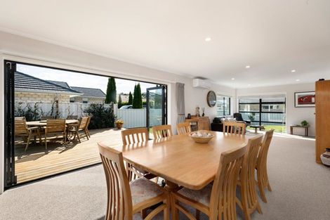 Photo of property in 6 Vantage Place, Omokoroa, 3114