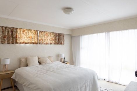 Photo of property in 18 Cecil Place, Cloverlea, Palmerston North, 4412