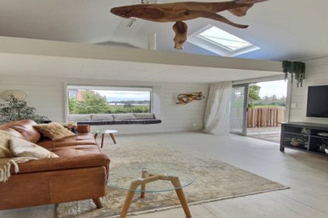 Photo of property in 37 Kawerau Avenue, Devonport, Auckland, 0624