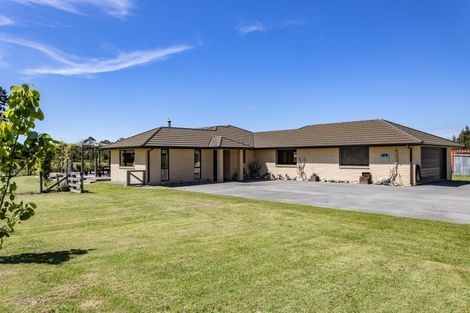 Photo of property in 11 Hodgsons Road, Loburn, Rangiora, 7472