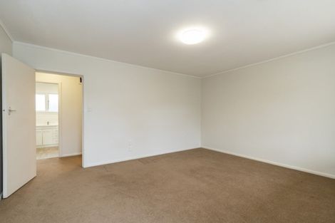 Photo of property in 3/9a Curletts Road, Sockburn, Christchurch, 8042