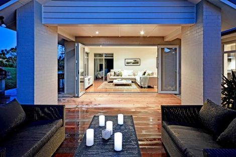 Photo of property in 73d Oraha Road, Kumeu, 0892