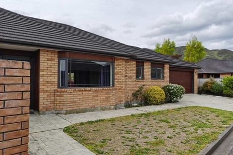 Photo of property in 37 Moana Grove, Waiwhetu, Lower Hutt, 5010