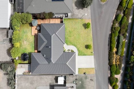 Photo of property in 7 Simpson Crescent, Raumati Beach, Paraparaumu, 5032