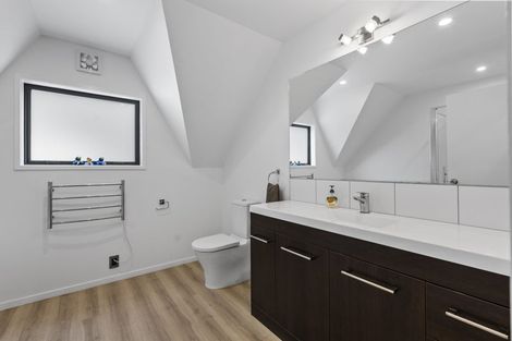 Photo of property in 40d Karina Road, Merrilands, New Plymouth, 4312