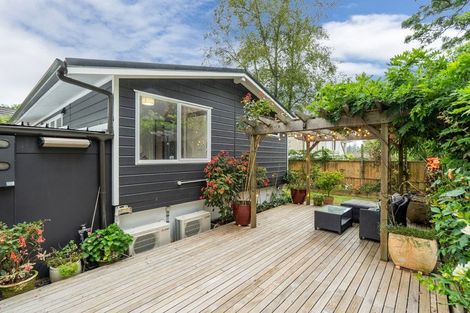 Photo of property in 1/38 Sandiacre Way, Browns Bay, Auckland, 0630