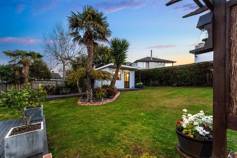 Photo of property in 8 Brixton Road, Manly, Whangaparaoa, 0930