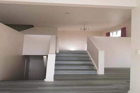 Photo of property in 7 Alice Place, Hillcrest, Auckland, 0627