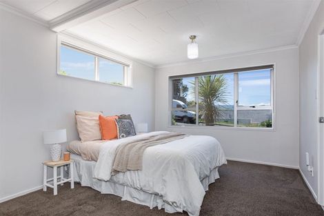 Photo of property in 116 Kahu Road, Paremata, Porirua, 5024