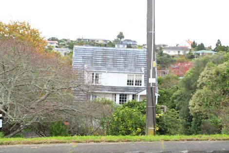 Photo of property in 77 Cockle Bay Road, Cockle Bay, Auckland, 2014