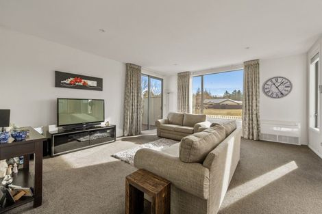 Photo of property in 6 Weaver Close, Alexandra, 9320