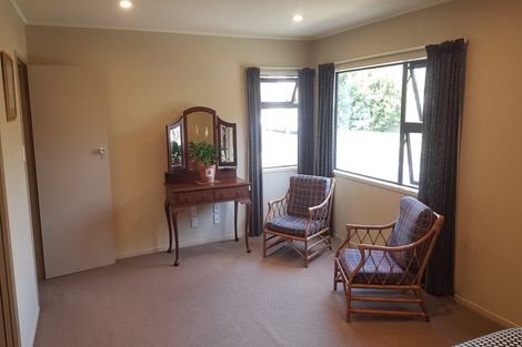 Photo of property in 3 Marendellas Drive, Bucklands Beach, Auckland, 2014