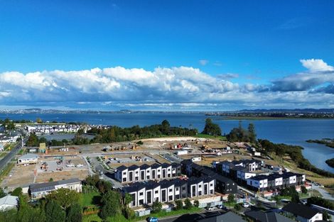 Photo of property in 4b Scott Road, Stanmore Bay, Whangaparaoa, 0932