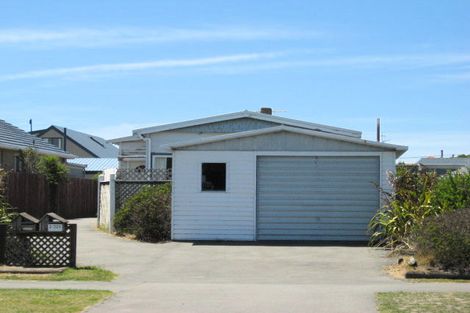 Photo of property in 2/223 Pine Avenue, South New Brighton, Christchurch, 8062