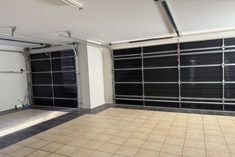 Photo of property in 17 Quedley Court, Eastern Beach, Auckland, 2012