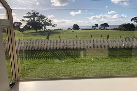 Photo of property in 15 Matilda Place, Weymouth, Auckland, 2103