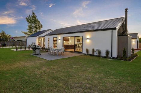 Photo of property in 63 Iris Taylor Avenue, West Melton, 7618