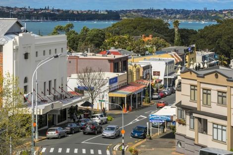 Photo of property in 4/66 Victoria Road, Devonport, Auckland, 0624