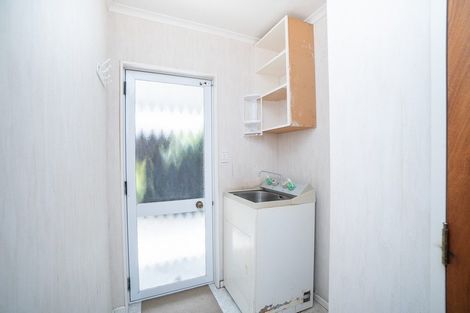 Photo of property in 120 John F Kennedy Drive, Milson, Palmerston North, 4414