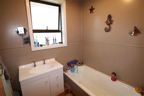 Photo of property in 1 Duff Place, Mosgiel, 9024