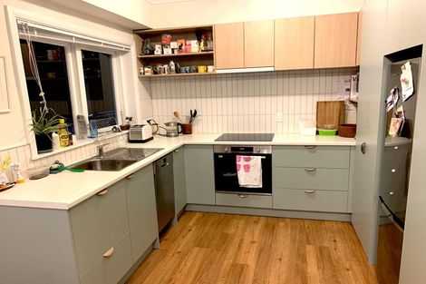 Photo of property in Rehutai Flats, 5/268 Oriental Parade, Oriental Bay, Wellington, 6011