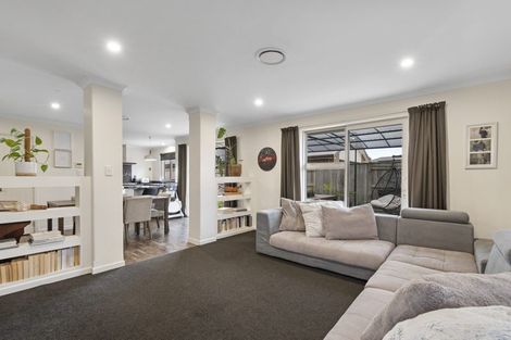 Photo of property in 32 Oak Crescent, Ashhurst, 4810