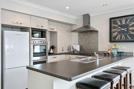 Photo of property in 15 Windsor Street, Richmond Heights, Taupo, 3330