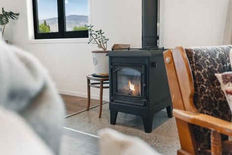 Photo of property in 69 Wallis Drive, Cromwell, 9310