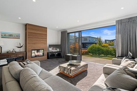 Photo of property in 53 Tenby Street, Wanaka, 9305