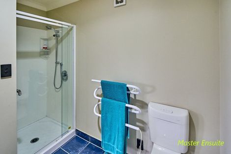 Photo of property in 3 Sunnyview Drive, Brown Owl, Upper Hutt, 5018