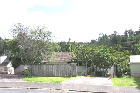Photo of property in 10 Glendawn Place, Bayview, Auckland, 0629