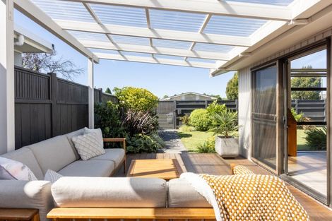 Photo of property in 19 Laurent Place, Greenmeadows, Napier, 4112