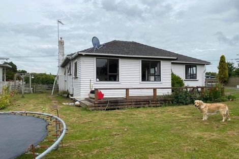 Photo of property in 10 Cornwall Street, Eltham, 4322