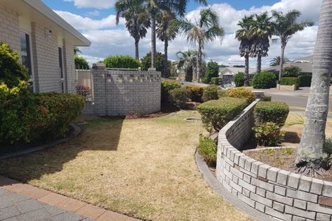 Photo of property in 15 Monterey Key, Papamoa Beach, Papamoa, 3118