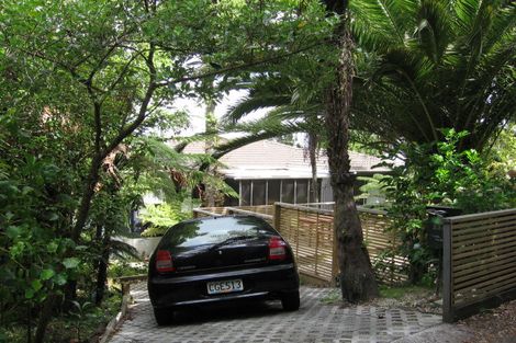 Photo of property in 23 Pluto Place, Beach Haven, Auckland, 0626