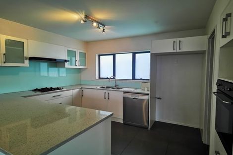 Photo of property in 3a Mcleod Road, Henderson, Auckland, 0612