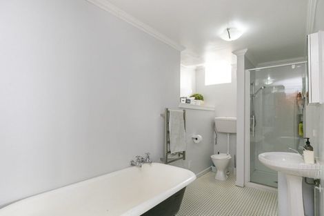 Photo of property in 82 Mitchell Street, Brooklyn, Wellington, 6021