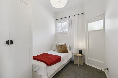 Photo of property in 1/199 Newlands Road, Newlands, Wellington, 6037