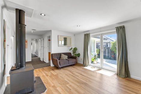 Photo of property in 33 Brynley Street, Hornby, Christchurch, 8042