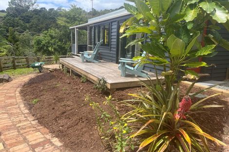 Photo of property in 216 Massey Road, Waipu, 0582