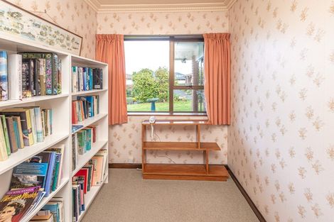 Photo of property in 4 Warwick Place, Springvale, Whanganui, 4501