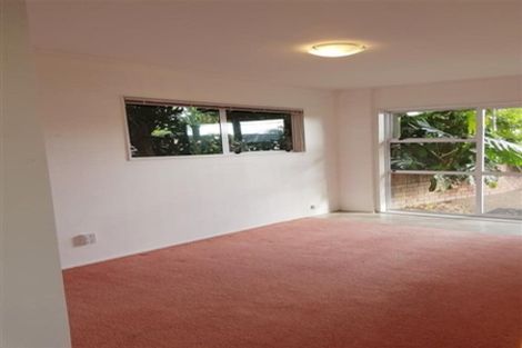 Photo of property in 1/45 Rothesay Bay Road, Rothesay Bay, Auckland, 0630