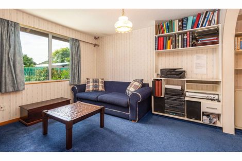 Photo of property in 58 Royal Park Drive, Parklands, Christchurch, 8083