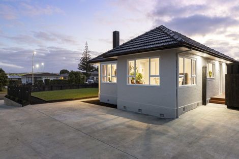 Photo of property in 65 King Street, Waiuku, 2123
