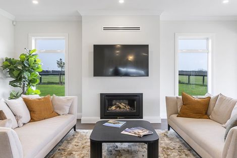 Photo of property in 4 Sunline Drive, Leamington, Cambridge, 3432