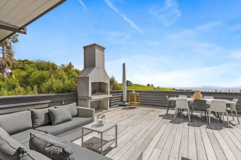 Photo of property in 28 Matheson Bush Road, Leigh, 0985